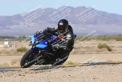 media/Dec-10-2023-SoCal Trackdays (Sun) [[0ce70f5433]]/Turn 9 Inside Set 1 (1115am)/